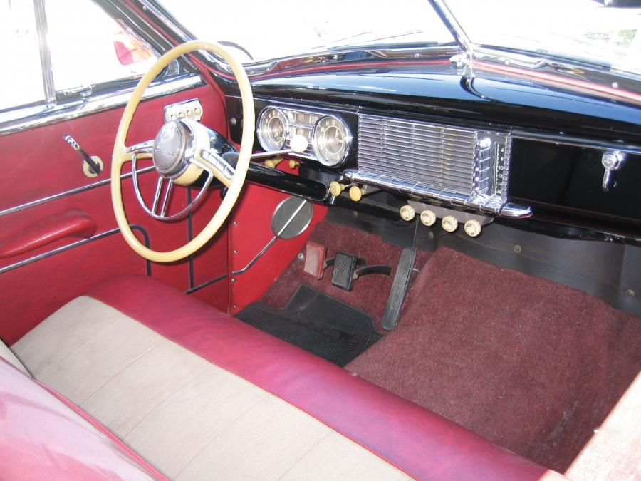  Packard Super Eight Victoria Convertible 1948 года  (фото 8 из 19)